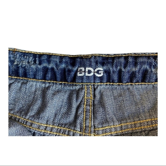 BDG Super High Rise Cheeky 29W Distressed Shorts. - Picture 5 of 10
